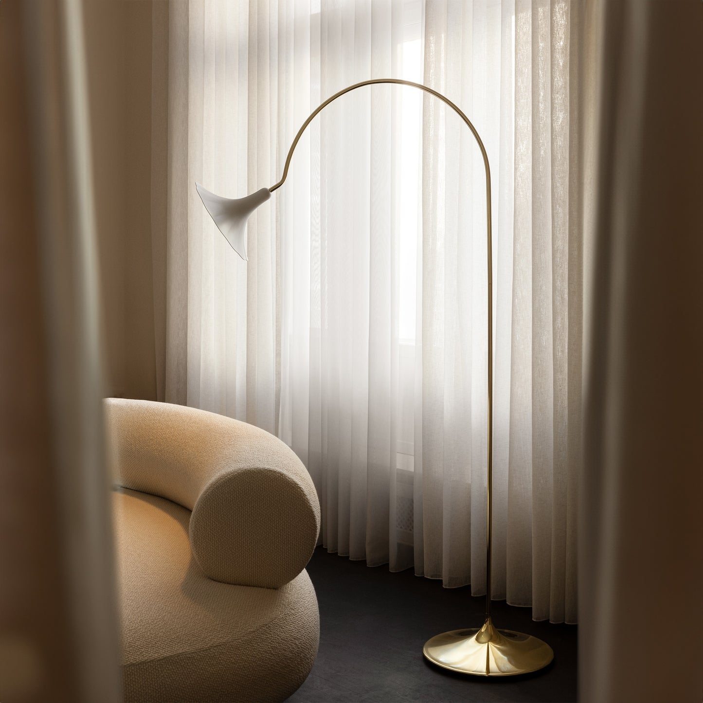 NUURA Petalii Floor Lamp - Twenty Five Percent Discount