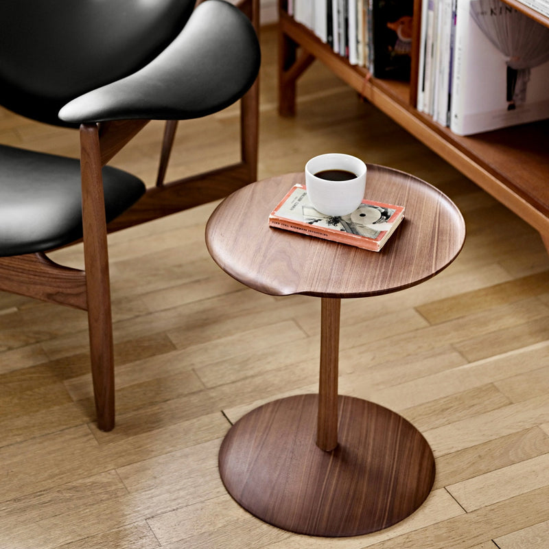 ONE COLLECTION - Åkande Side Table - Walnut Oiled - Fifteen Percent Discount