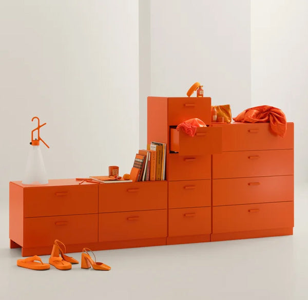 STRING Relief Low/Tall/Wide - Preset Configuration in Orange with Plinth