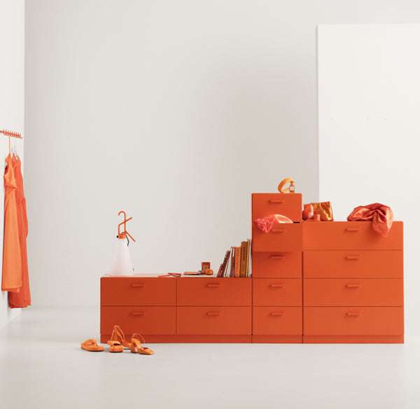 STRING Relief Low/Tall/Wide - Preset Configuration in Orange with Plinth