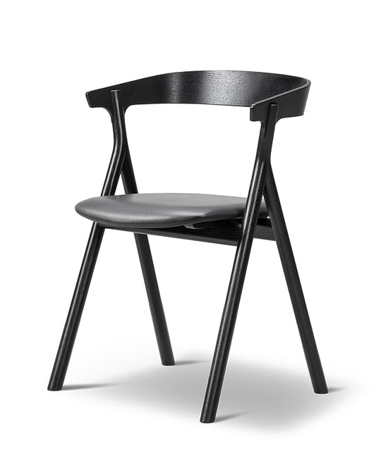 FREDERICIA - Set of 2 - YKSI Chair - Oak Black w/Black Leather Seat - CLEARANCE Forty Percent Discount