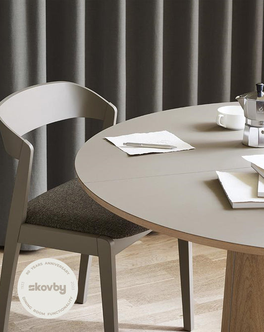 SKOVBY SM33 Extending Round Dining Table - Oak Veneer White Oiled with Nutmeg Colour Nano Laminate Top - Fifteen Percent Discount