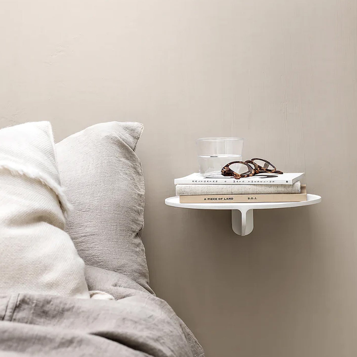 STRING Museum™ Wall Shelf - Beige