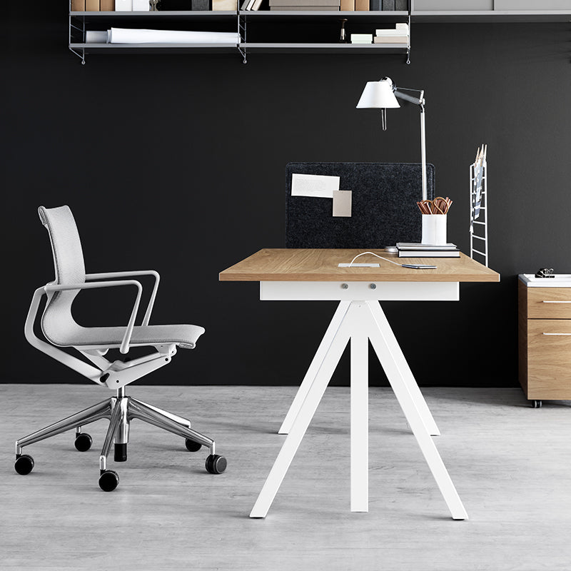 STRING/works Height Adjustable Desk - White Frame, Oak Top 120x78cm